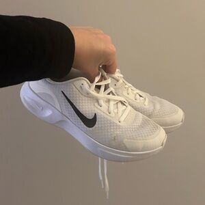 Nike - Running Shoes